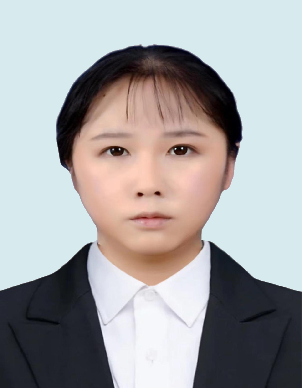 万欣