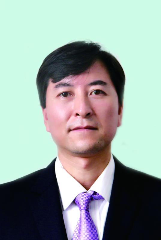 李世芳